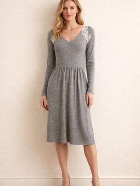 Rebecca Taylor Grey V-Neck Knit Dress with Lace Shoulder Insets
